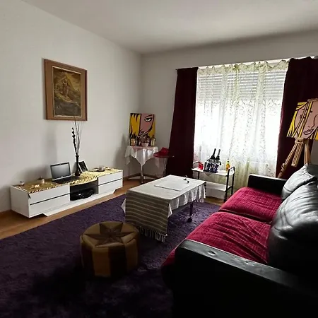 Long Horn Apartment *
